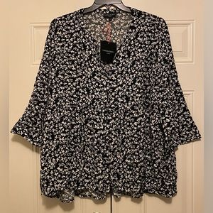 🎉 4X HP 🎉 NWT 🖤🤍🖤 Cynthia Rowley black & white floral print peasant blouse